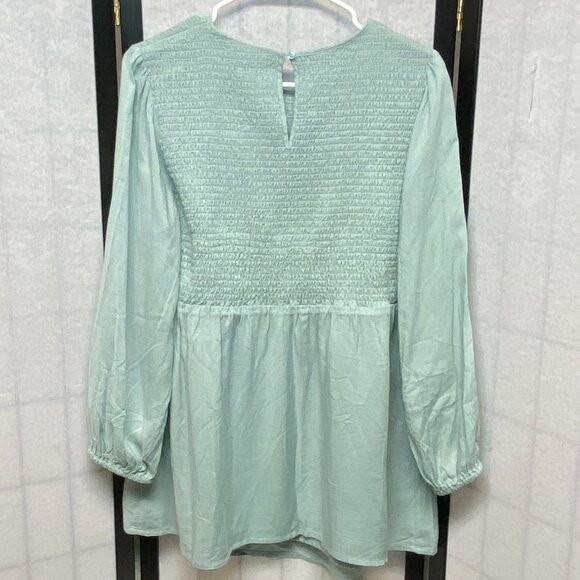 Isabel Maternity Long Sleeve Shirred Bodice Sheer Lined Maternity Shirt Mint NWT - Picture 2 of 11